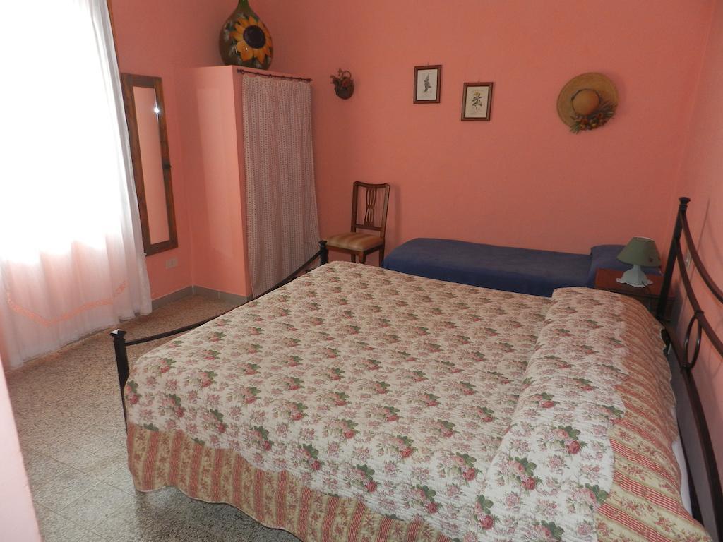 ポッジボンシ Il Casale Bed & Breakfast 部屋 写真